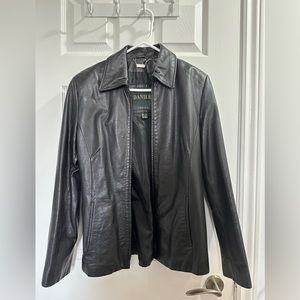Leather jacket - Danier size S USA